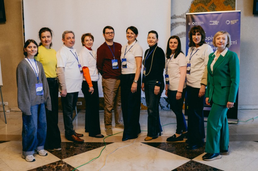 Нова техніка, укриття, психологічна підтримка: проміжні результати Багаторічної програми освітньої стійкості