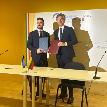 Lithuania Allocates €21 Million to Rebuild Ukrainian Education — Strategic Agreement Signed at URC 2025