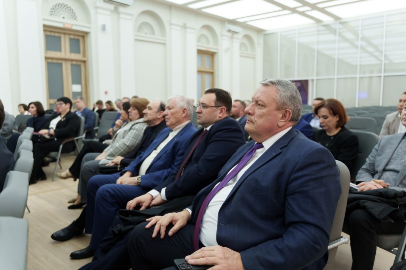 МОН і ректорська спільнота обговорили впровадження старшої профільної школи