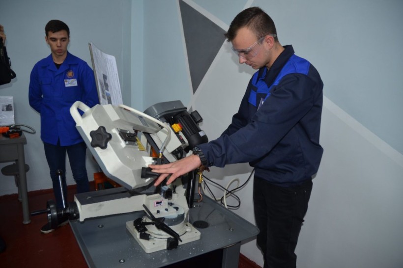 У Житомирі відкрили навчально-практичний центр для слюсарів