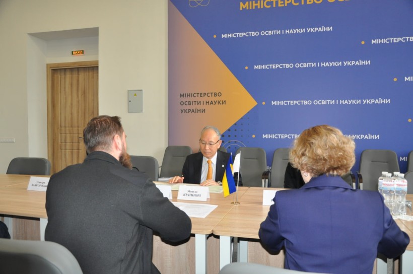 Оксен Лісовий та Надзвичайний і Повноважний Посол Японії в Україні Мацуда Кунінорі обговорили співробітництво у сфері освіти та науки між країнами