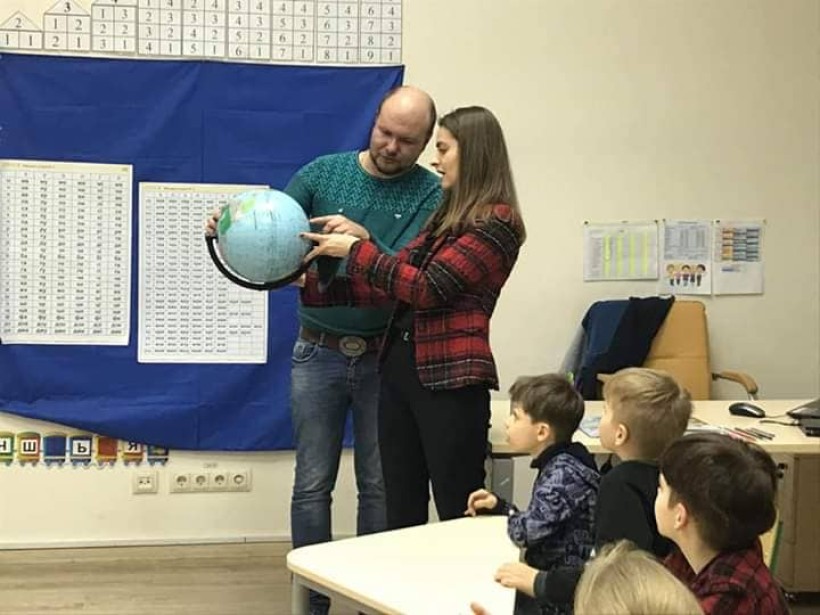 30 шкіл у 9 містах – учасники українських антарктичних експедицій зустрілися з усіма переможцями конкурсу «Запроси полярника до себе!»