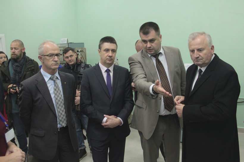 У СумНАУ науковці з кількох областей зможуть разом користуватися сучасним обладнанням для агродосліджень - відкрито Центр вартістю понад 6 млн гривень