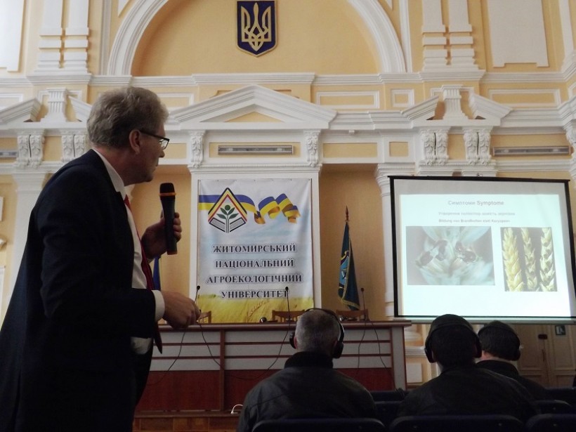 ЖНАЕУ з лекціями про органічне землеробство відвідав професор Шмідке з Німе??чини