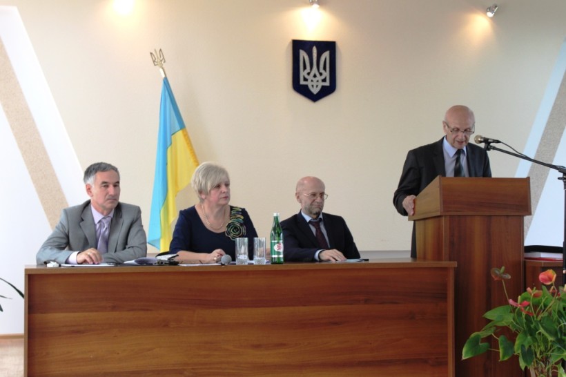 У Рівненському обласному інституті післядипломної педагогічної освіти проведено перший обласний форум молодих педагогів