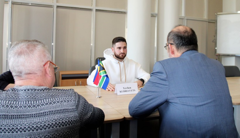 Євген Кудрявець обговорив питання двосторонньої співпраці в галузі освіти і науки з послом ПАР в Україні