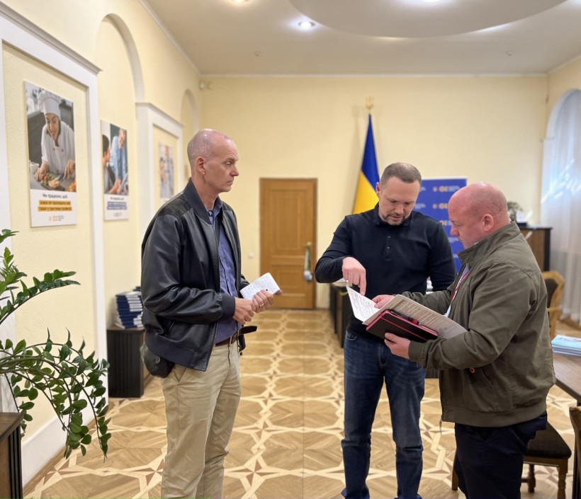 Сергій Шкарлет обговорив з керівництвом Save the Children першочергові заходи для забезпечення освітнього процесу