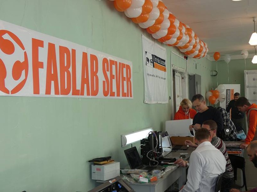 У СНУ відкрили майстерню FabLab, де допомагатимуть людям, що постраждали від конфлікту на Сході України