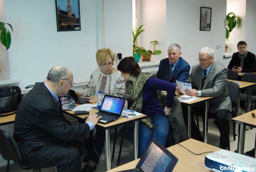 Програма імені Фулбрайта провела в ЧНУ ім. Петра Могили тренінг з написання статей у міжнародних рецензованих виданнях
