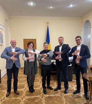 Популяризація спорту є запорукою здорової української нації – Сергій Шкарлет під час зустрічі з лідерами руху «juniorZ»