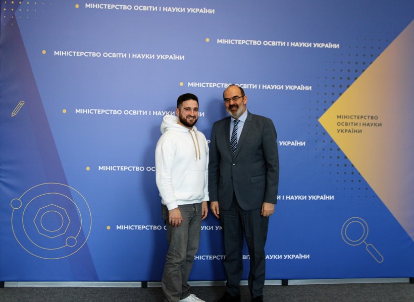 Євген Кудрявець обговорив питання двосторонньої співпраці в галузі освіти і науки з послом ПАР в Україні