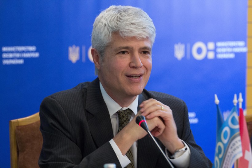 “Освітяни отримали ще одну якісну відкриту платформу, де є інструменти для розвитку громадянської освіти”, - заступник Міністра Павло Хобзей на презентації сайту “Живемо в демократії”
