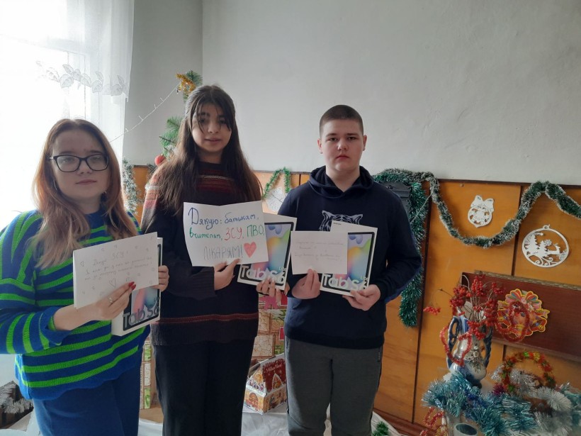Цифрові пристрої для здобувачів освіти: понад 3 тис. планшетів отримали учні Дніпровщини, Донеччини та Миколаївщини