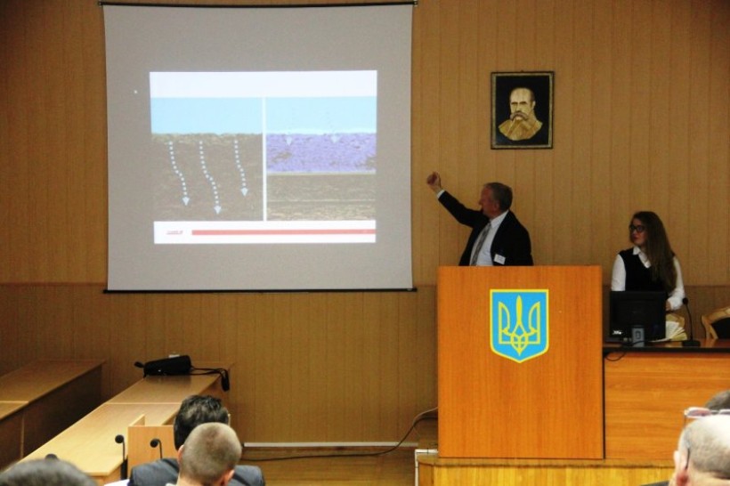 У Сумському НАУ фермери вивчали тонкощі механізації