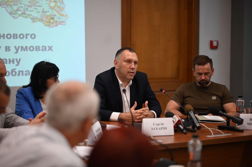 Держсекретар обговорив стан готовності закладів освіти Закарпаття до нового навчального року та створення безпечного середовища