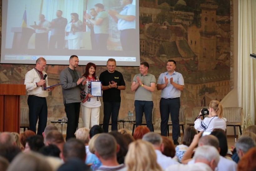Ніхто не має права забрати в української молоді освіту, – Сергій Шкарлет