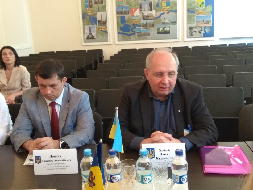 Субвенція на обладнання класів української мови в школах з вивченням мов національних меншин використана на 80% - заступник Міністра Павло Хобзей