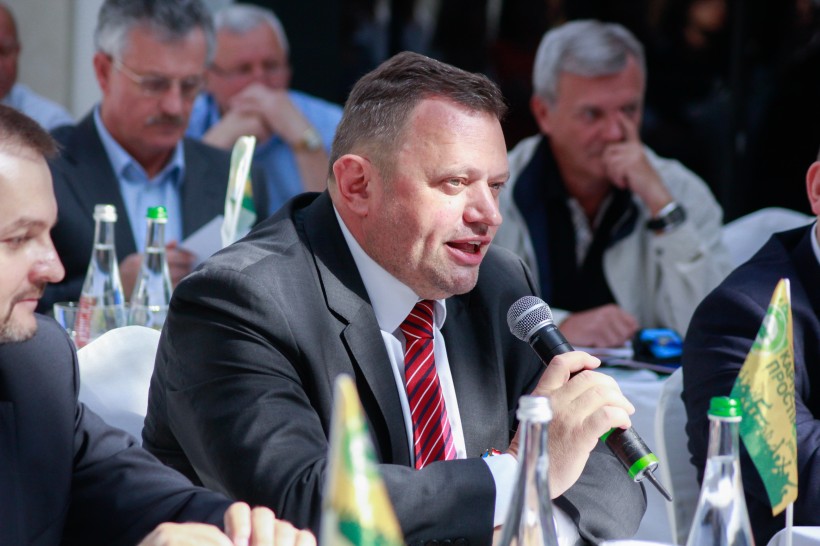 Лілія Гриневич: Області мають оперативно розподілити виділений мільярд на обладнання для Нової української школи