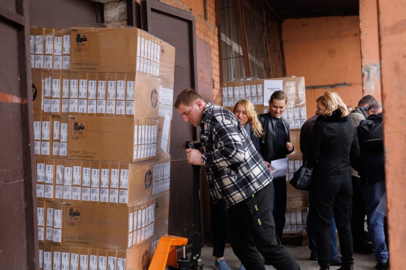 Цифрові пристрої для освітян: понад 5 тис. ноутбуків доставлено до Запорізької області