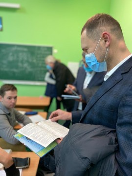 Очільник МОН Сергій Шкарлет ознайомився з організацією безпечного навчання у школі № 329 Дарницького району Києва