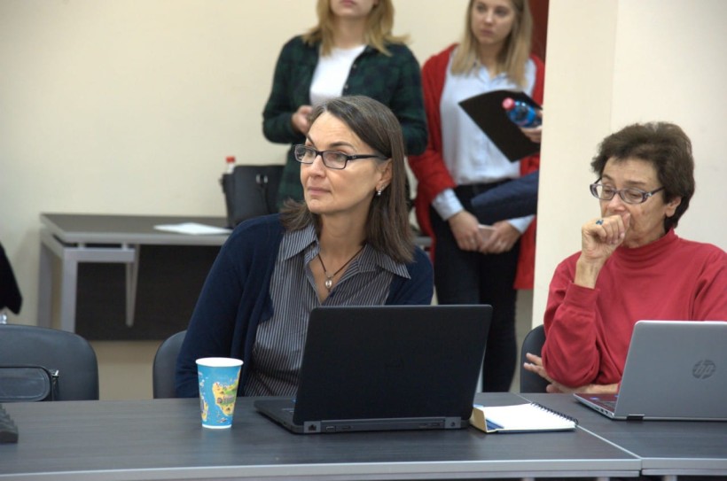 "Попри те, що Росія завдала критичних втрат нашій морській науці, сьогодні ми "однією мовою" говоримо з провідними країнами про проблеми Світового океану та спільно шукаємо їх рішення" - очільник директорату науки Дмитро Чеберкус