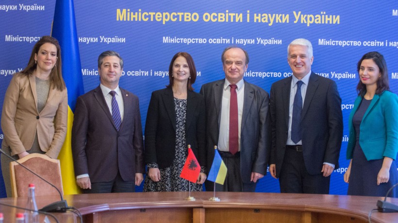 МОН підтримає відкриття кафедри албанської мови у ХНУ – робоча зустріч першого заступника Міністра Володимира Ковтунця з делегацією Республіки Албанія
