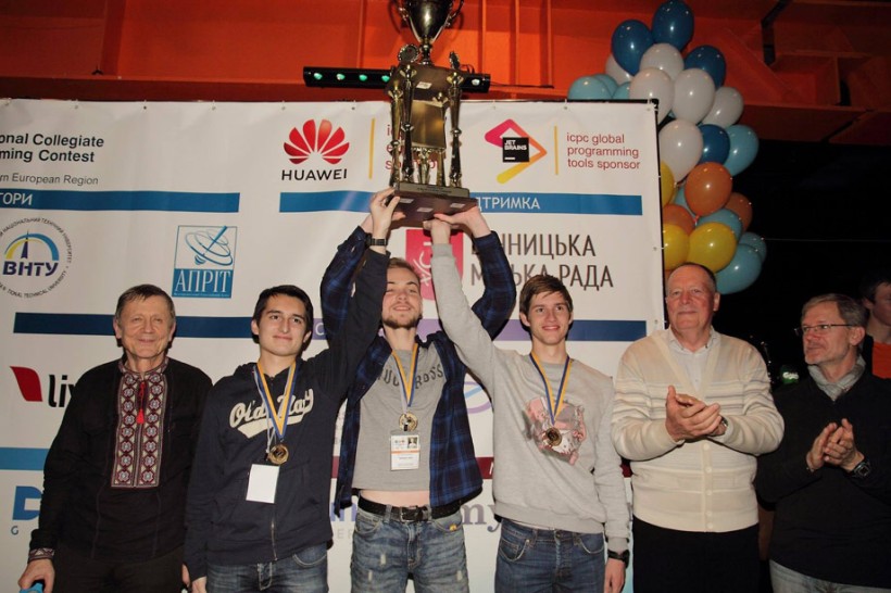 Команда ХПІ здобула перемогу на Всеукраїнській студентській олімпіаді з програмування