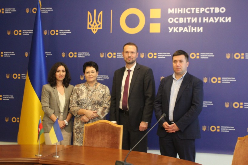 Сергій Шкарлет обговорив із Послом Азербайджанської Республіки актуальні напрями співробітництва в галузі освіти і науки