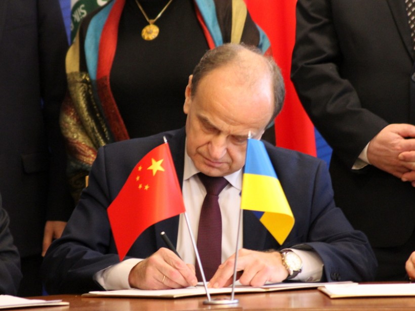 30 українських студентів отримають можливість безкоштовно навчатися у Китаї за кошти Фонду допомоги освіті іноземних студентів SRCIC