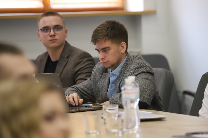 Перше установче засідання Молодіжної ради при МОН: обрано керівництво та окреслено пріоритети співпраці