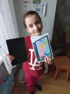 Цифрові пристрої для освітян та здобувачів освіти: близько 85 тис. планшетів отримали освітяни та здобувачі освіти