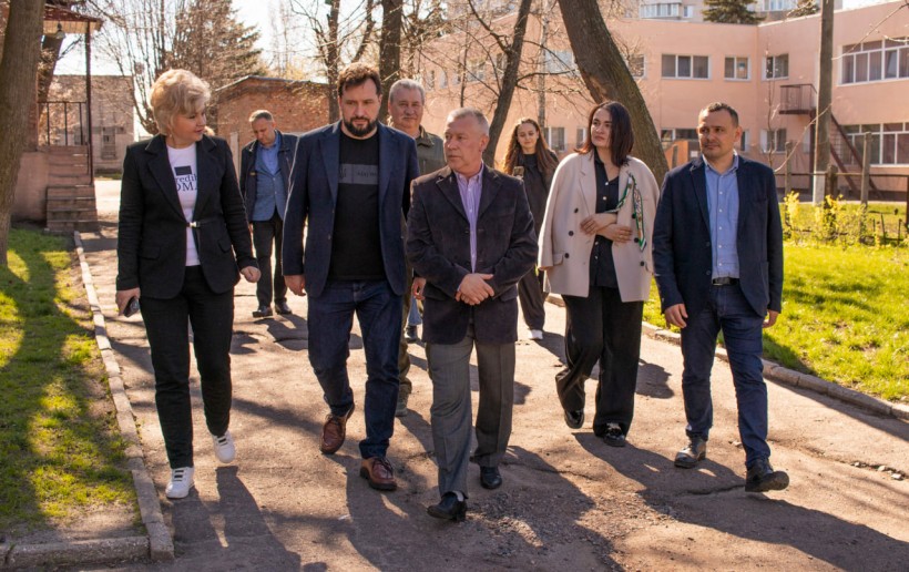 Як отримати субвенції на шкільні укриття та харчоблоки: МОН розпочинає інформаційні зустрічі з громадами