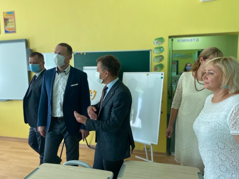 Сергій Шкарлет відвідав Житомирську міську гімназію № 3