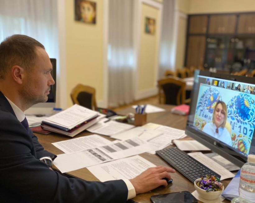Сергій Шкарлет: Майстерність керівників шкіл і педагогів дала можливість не перервати освітній процес під час пандемії