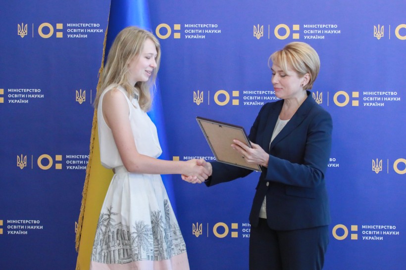 У МОН нагородили математиків, які на Міжнародній олімпіаді посіли 4 місце