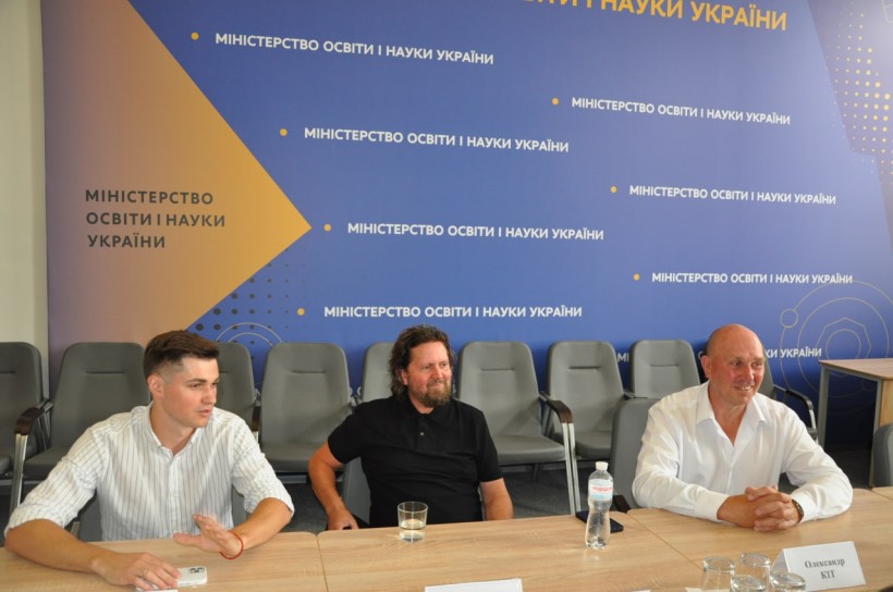 Оксен Лісовий провів зустріч із шотландською організацією «Reusing IT»