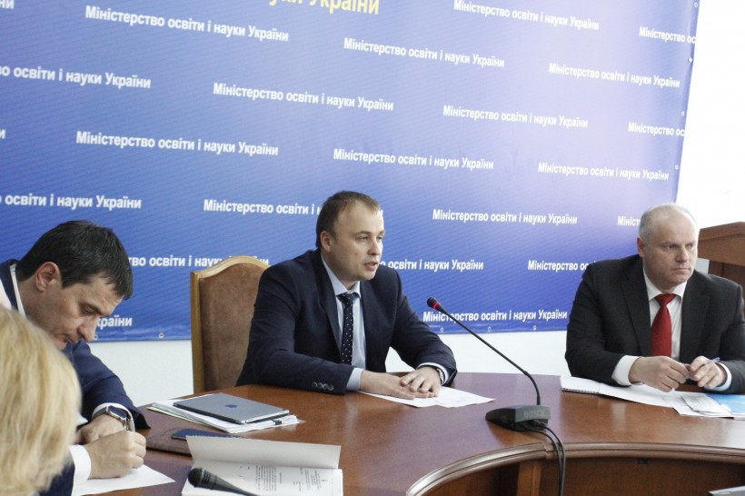 Проведено перше засідання комісії Міносвіти щодо врегулювання діяльності Національного авіаційного університету