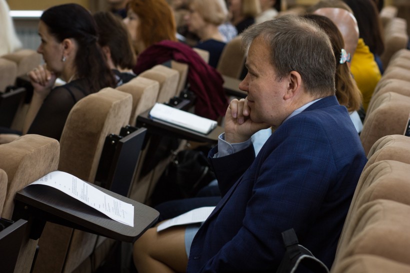 Підключення вишів до Scopus і Web of Science відкриває не тільки доступ до найбільш авторитетних баз даних, а й низку інших корисних ініціатив – очільник директорату Дмитро Чеберкус