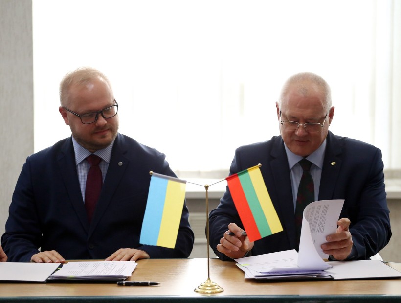 Обрано 12 переможців українсько-литовського конкурсу наукових проєктів - вчені двох країн працюватимуть над цими дослідженнями у 2020-2021 роках