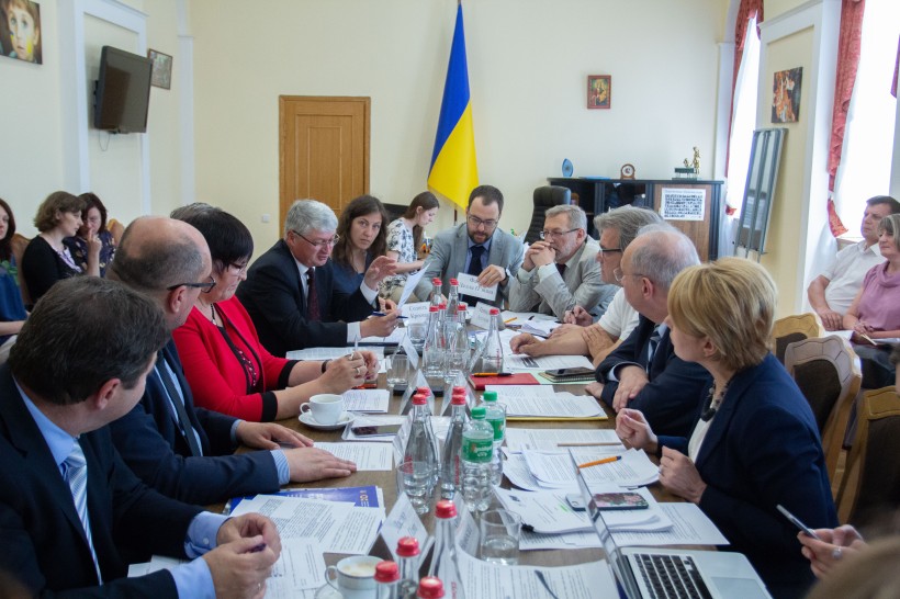 Лілія Гриневич: МОН та угорська громада розпочали конструктивні переговори щодо питань імплементації мовної статті Закону «Про освіту»