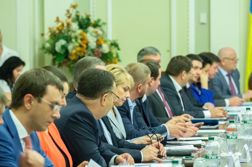 Порівняно з 2017-м цього року інвестиції в шкільну інфраструктуру та цільові субвенції зросли майже в 3 рази, – Лілія Гриневич під час звіту Уряду за 2017 рік