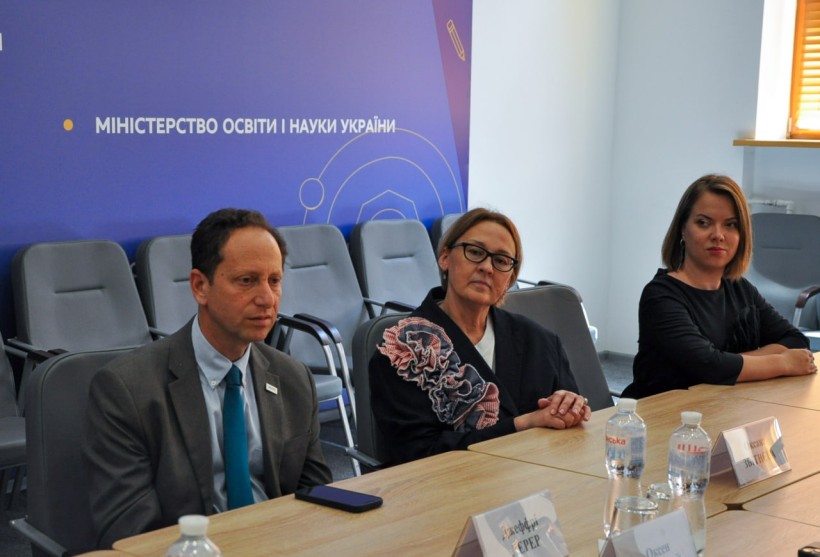 МОН підписало меморандум у межах Всеукраїнської програми ментального здоров'я «Ти як?»