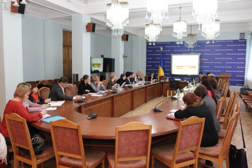 Представники влади та громадськості обговорили проект закону «Про освіту» в частині інклюзивної освіти