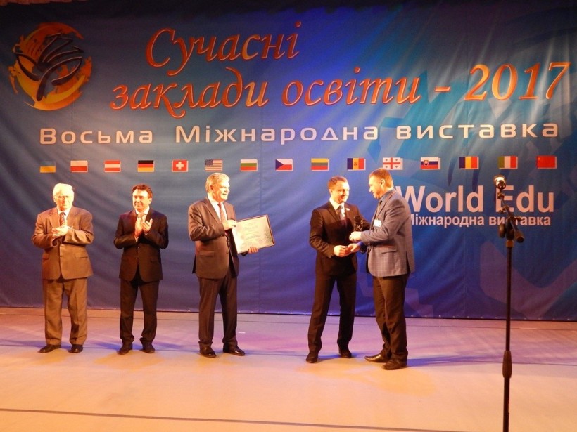 Під час виставок «Сучасні заклади освіти» та «World Edu» було нагороджено переможців рейтингових та тематичних конкурсів