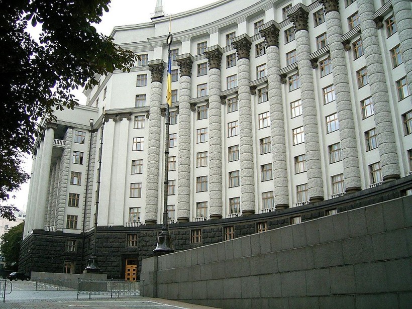 Кабмін прийняв зміни до  постанови № 567 , яка врегулює питання акредитації напрямів підготовки і спеціальностей у ВНЗ