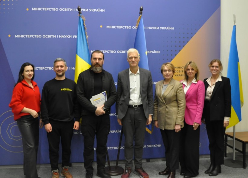 МОН підписало план спільних дій з OECD щодо впровадження реформи профільної середньої освіти