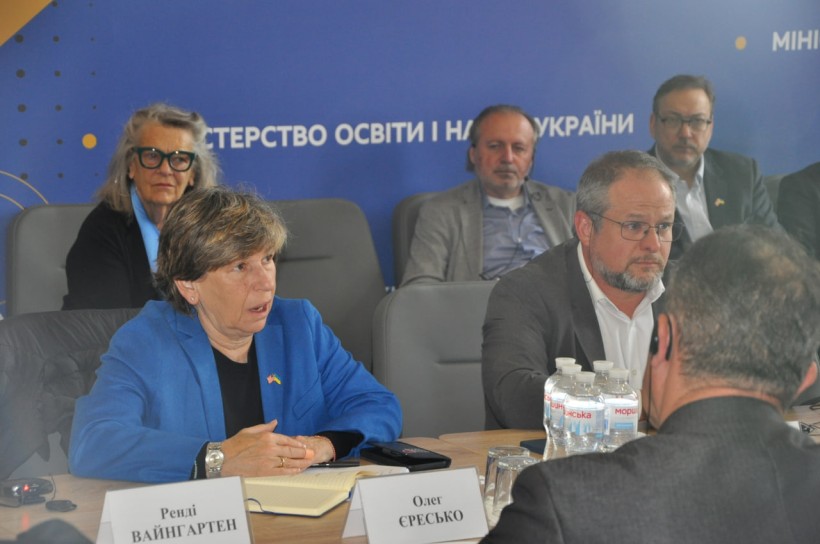 Відбулася зустріч Оксена Лісового з делегацією Всесвітньої федерації профспілок «Інтернаціонал освіти»
