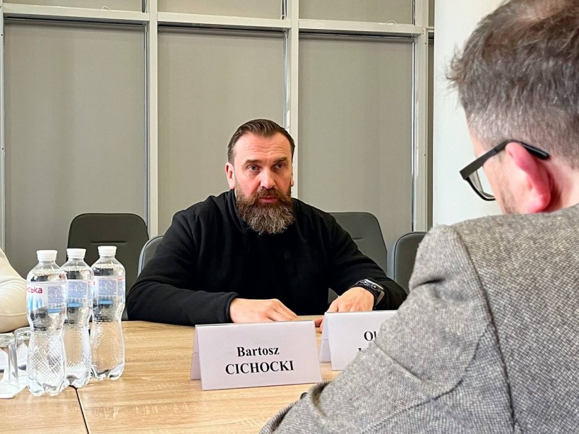 Оксен Лісовий з Надзвичайним і Повноважним Послом Республіки Польща в Україні Бартошем Ціхоцкі обговорили актуальні питання співпраці