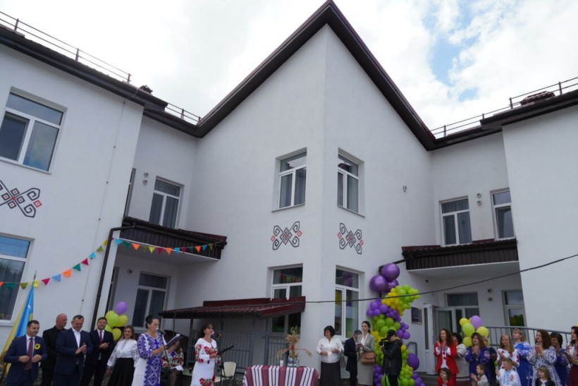На Київщині відкрили новозбудований дитсадок «Казка»