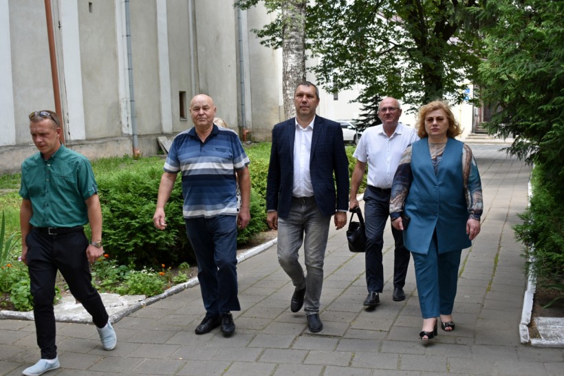 Держсекретар МОН України оглянув укриття закладів освіти Волині та обговорив підготовку до навчального року з їхніми колективами